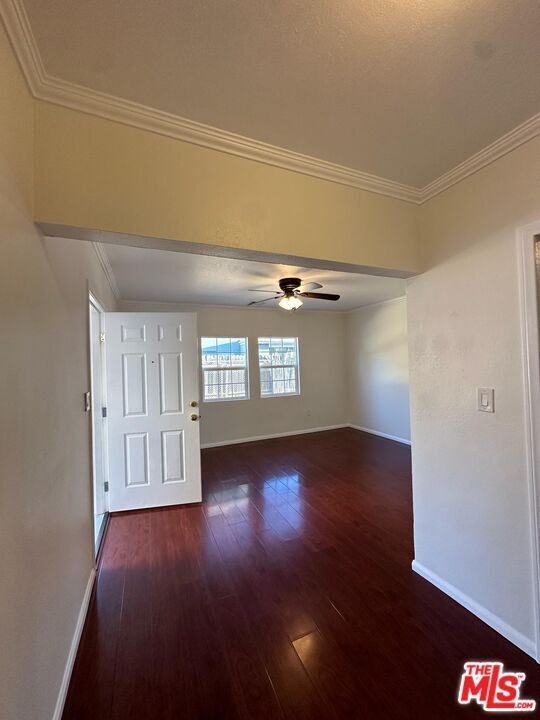 Foto del edificio - 10429 Oro Vista Ave
