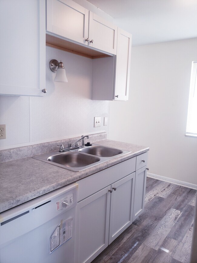 415 Grandin Ave Unit C, Springdale, OH 45246 Apartments in Springdale