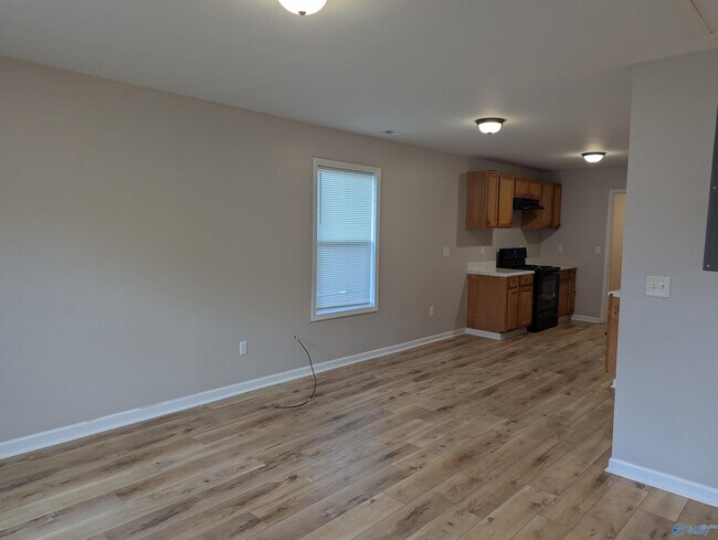 Foto del edificio - 3902 Thomas Rd SW
