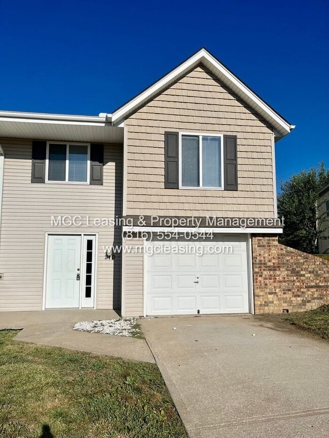 Building Photo - 215 NW Monroe St Building Photo - 215 NW Monroe St