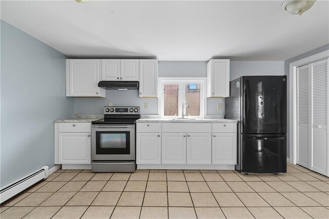 Foto del edificio - 555 Branch Ave