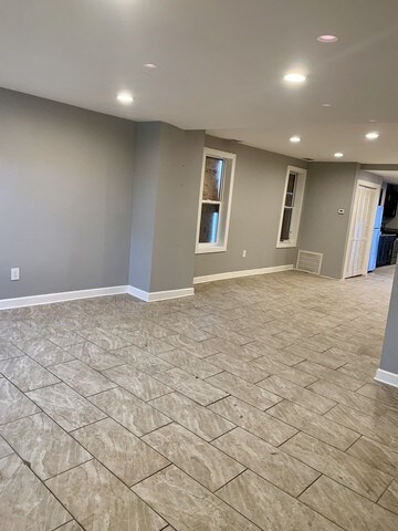 Foto del edificio - 2526 W Monroe St