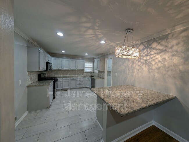 Foto del edificio - 1135 E 49th St