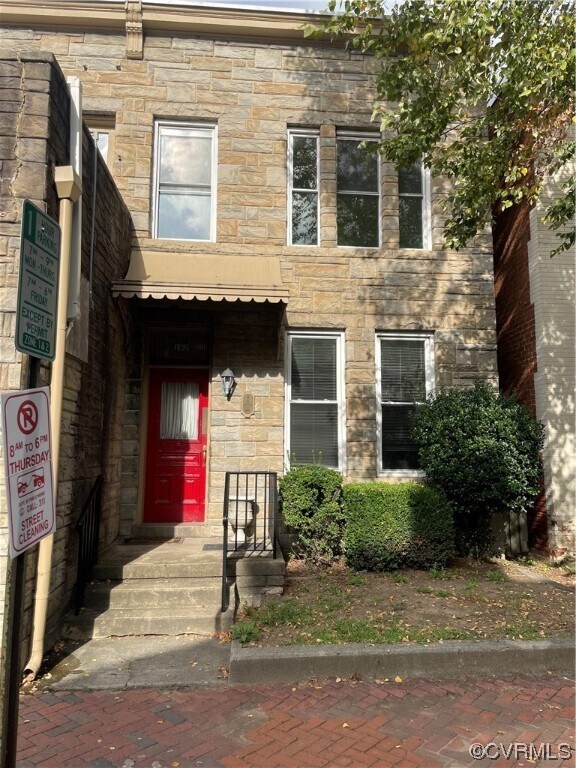 102 N Lombardy St Unit 2, Richmond, VA 23220 Room for Rent in