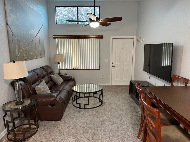 Foto del edificio - 2801 Carlisle Ave