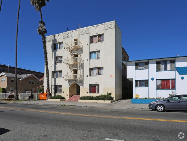 Foto del edificio - 147 S Normandie Ave