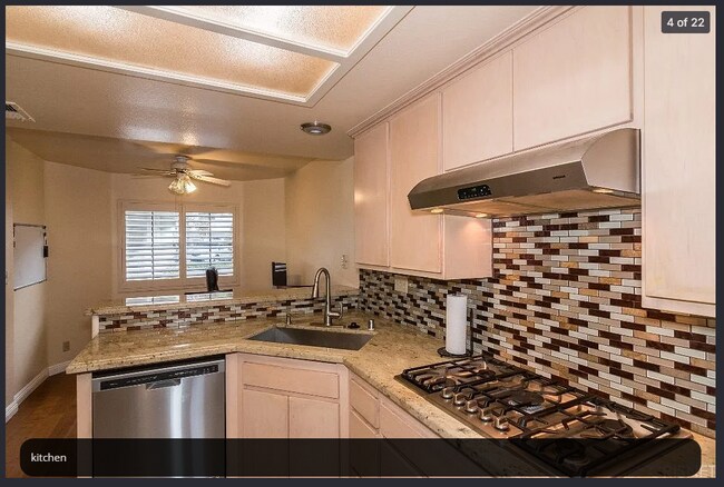 Foto del edificio - 29756 Strawberry Hill Dr