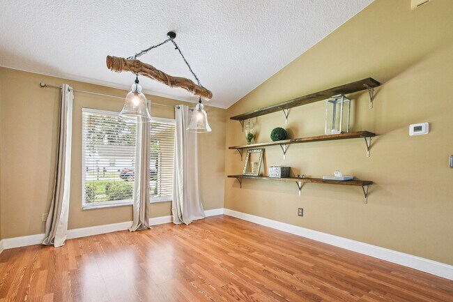 Building Photo - 2285 Lake Francis Dr