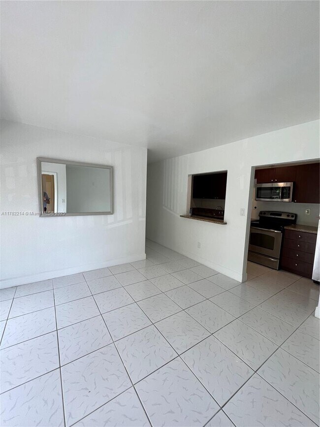 Foto del edificio - 4200 NW 79th Ave