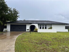 Building Photo - 3303 Country Club Blvd