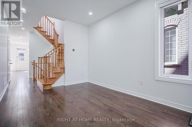 Photo du bâtiment - 74 Amos Lehman Way