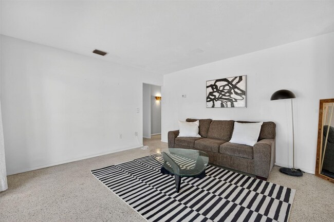 Foto del edificio - 5614 36th Ave N