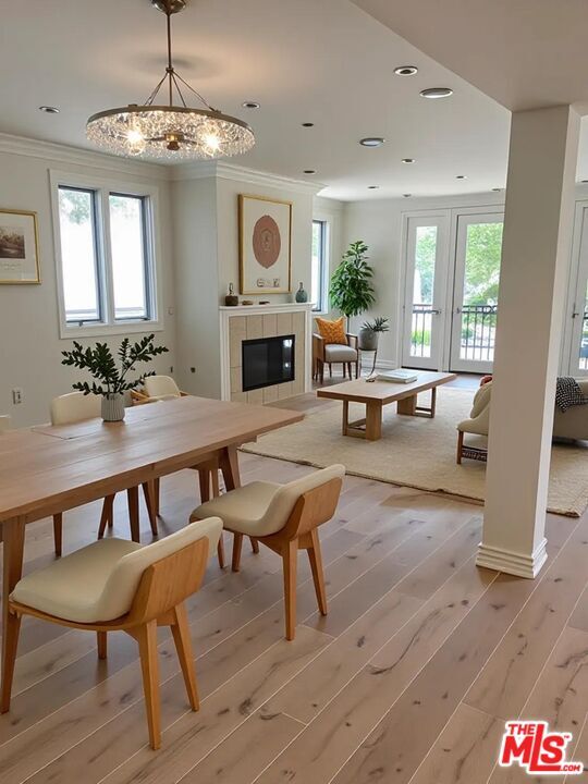 Foto del edificio - 129 S Elm Dr