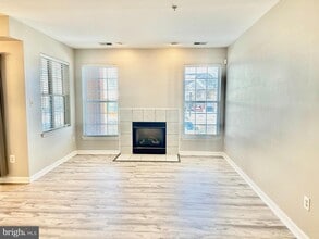 Building Photo - 25340 Lake Mist Square