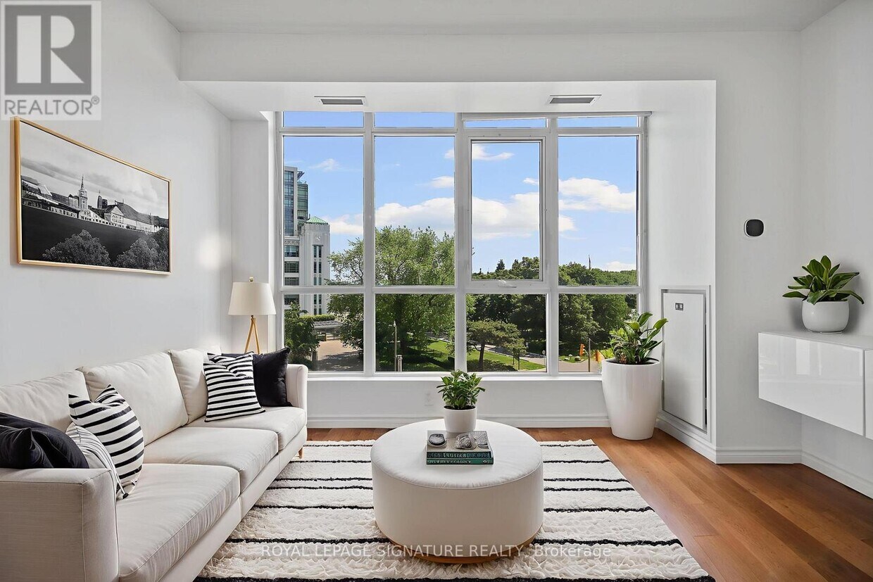 Primary Photo - 628 Fleet St