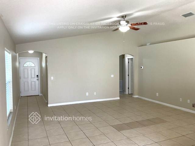 Foto del edificio - 1106 Southland Ct