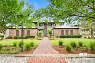 Building Photo - 32491 Water View Dr E