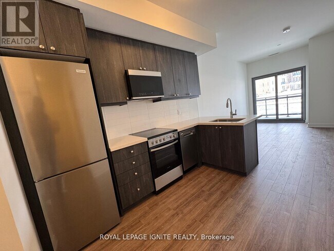 Photo du bâtiment - 51 Clarington Blvd