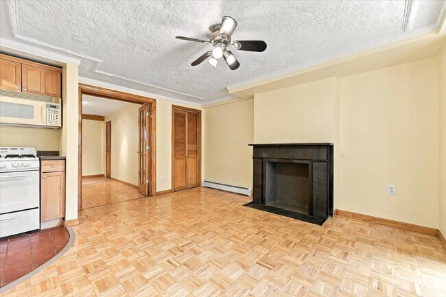 Foto del edificio - 373 Webster Ave