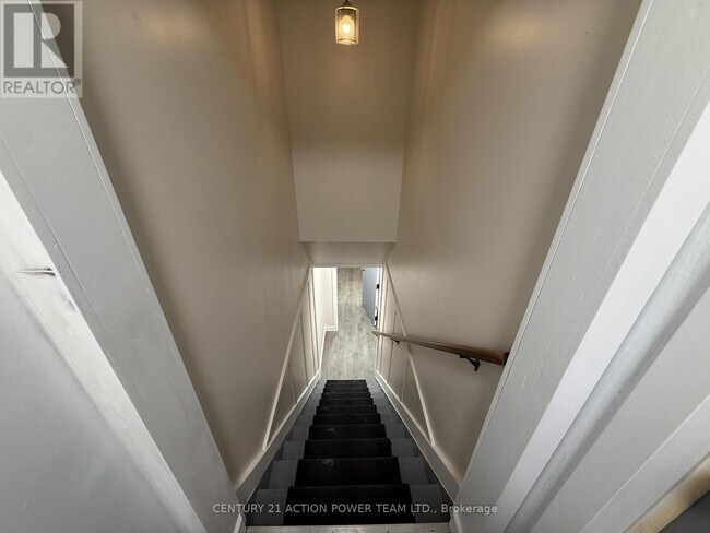 Building Photo - 1503 County Rd 31