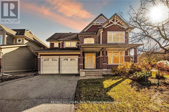 Building Photo - 123 Solera Cir