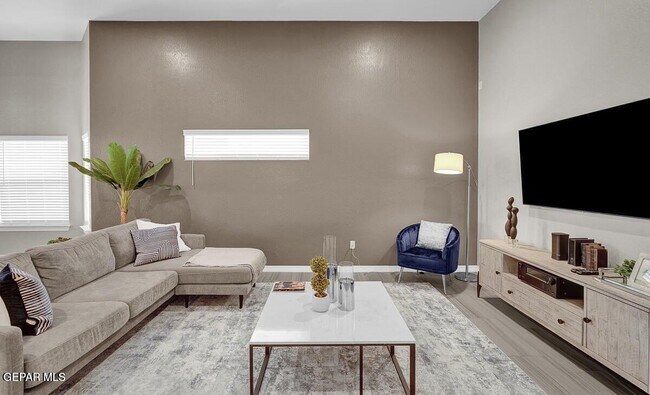 Foto del edificio - 13253 Coldham St