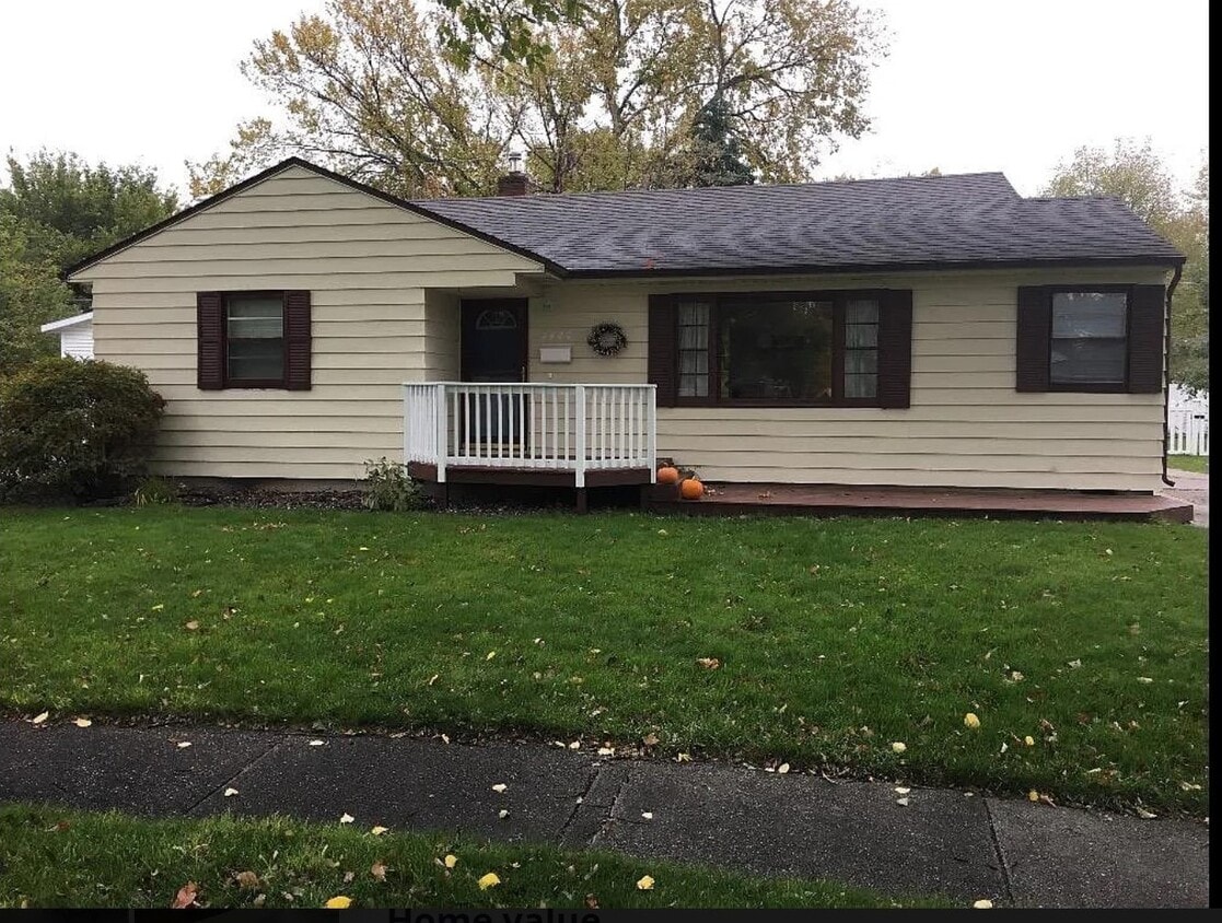 1420 11th St S, Fargo, ND 58103 House Rental in Fargo, ND