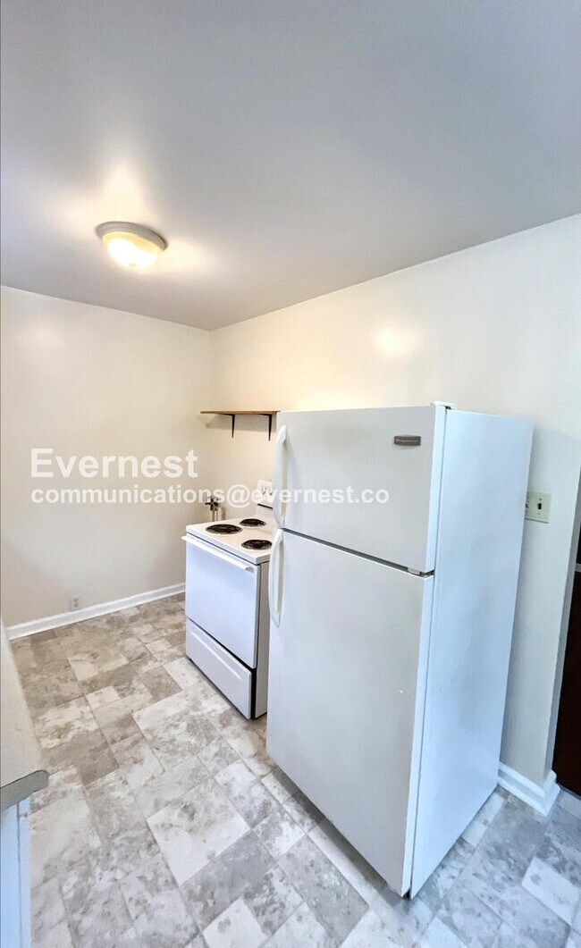 Foto del edificio - 3205 Alta Vista Dr