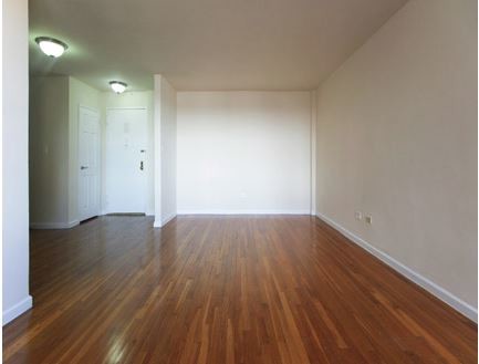 Primary Photo - 33-24 Parsons Blvd