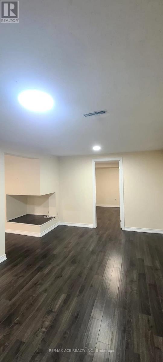 Photo du bâtiment - 11752 Sheppard Ave E