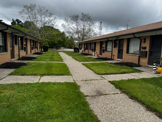 Foto del edificio - ONE11 RESIDENCES - MT CLEMENS - APARTMENTS