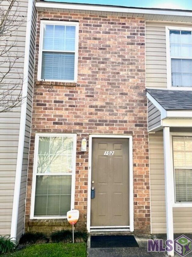 Primary Photo - 6212 Stumberg Ln