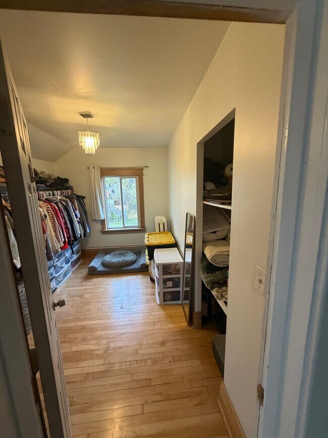 Foto del edificio - AVAILABLE December! - 3 Bed 1 Bath Home!