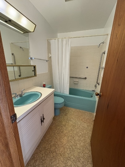 Foto del edificio - 630 Garrison Rd