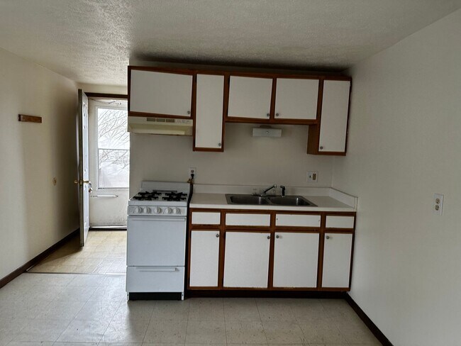 Foto del edificio - 745 Elm St
