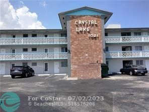 Primary Photo - 1021 Crystal Lake Dr