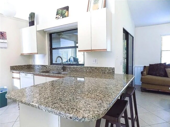 Foto del edificio - 615 Fox Run SW