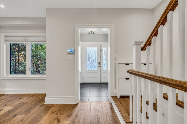 Photo du bâtiment - 350 Keewatin Ave