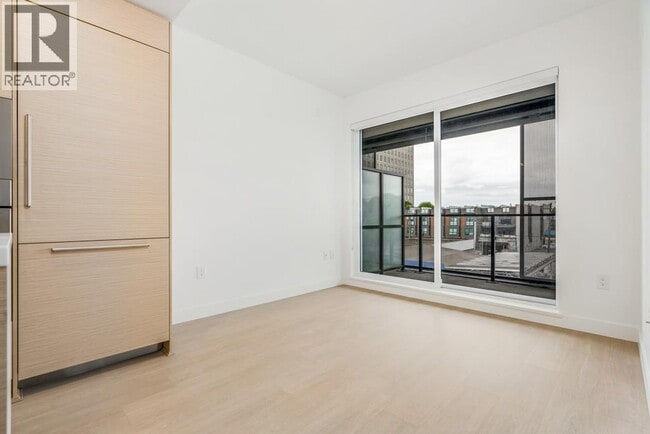 Building Photo - 8888 Osler St