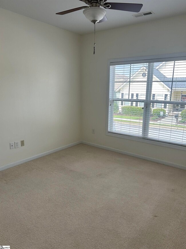 Building Photo - 26 Pine Island Dr