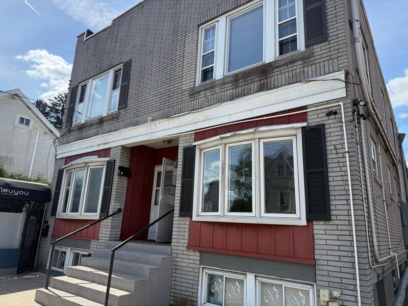 Foto principal - 778 3rd St