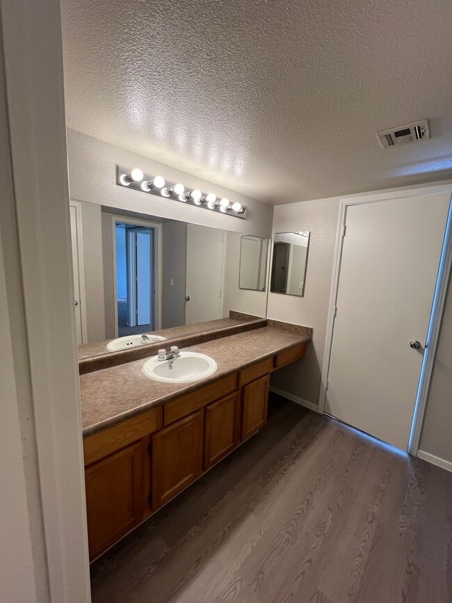 Foto del edificio - Tuscano Community 1 bedroom condo