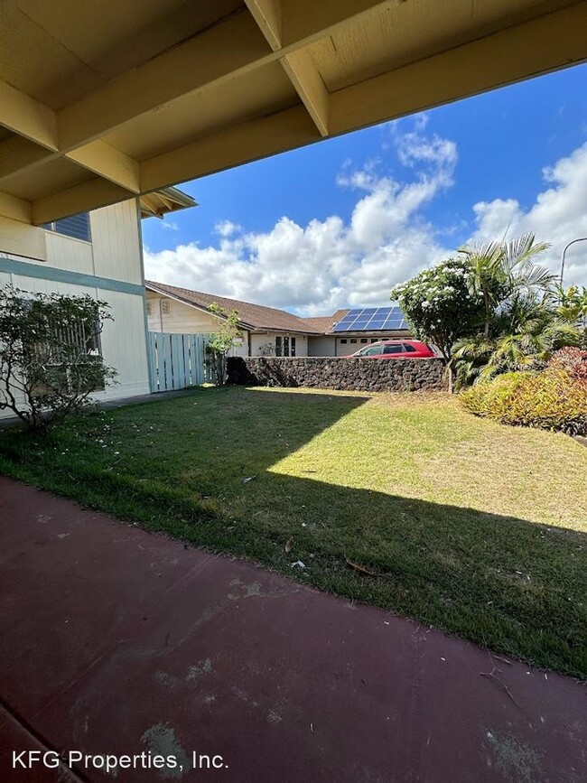 Building Photo - 4 br, 2.5 bath House - 94-233 Mahapili Street
