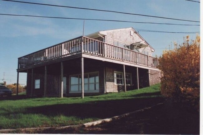 Building Photo - 652 Jerry Brown Farm Rd