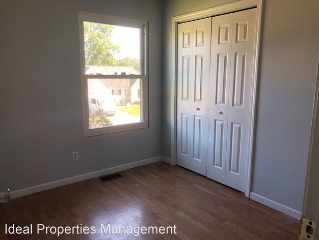 Foto del edificio - 4 br, 2 bath House - 1504 Brenda Court