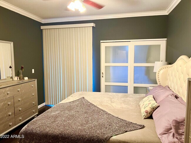 Foto del edificio - 4848 N 36th St