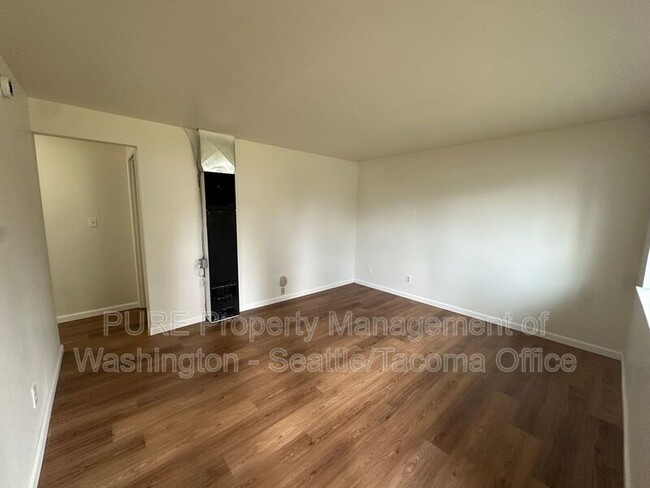 Foto del edificio - 15501 Grant Ave SW