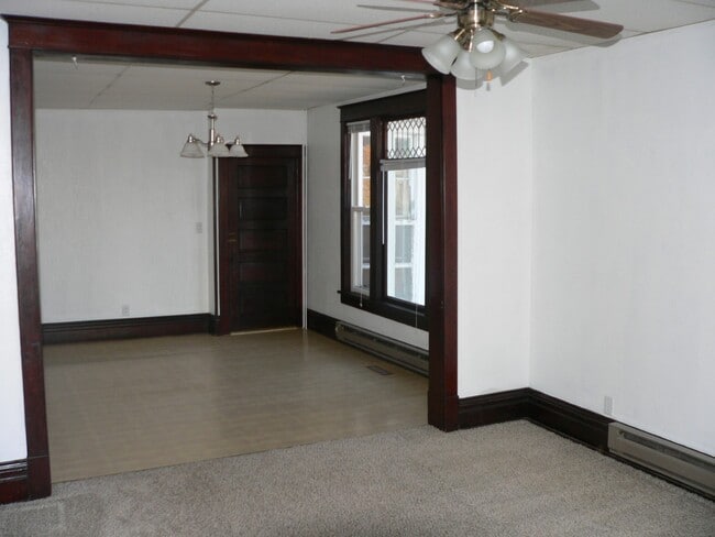 Dining room - 2 S Rural St