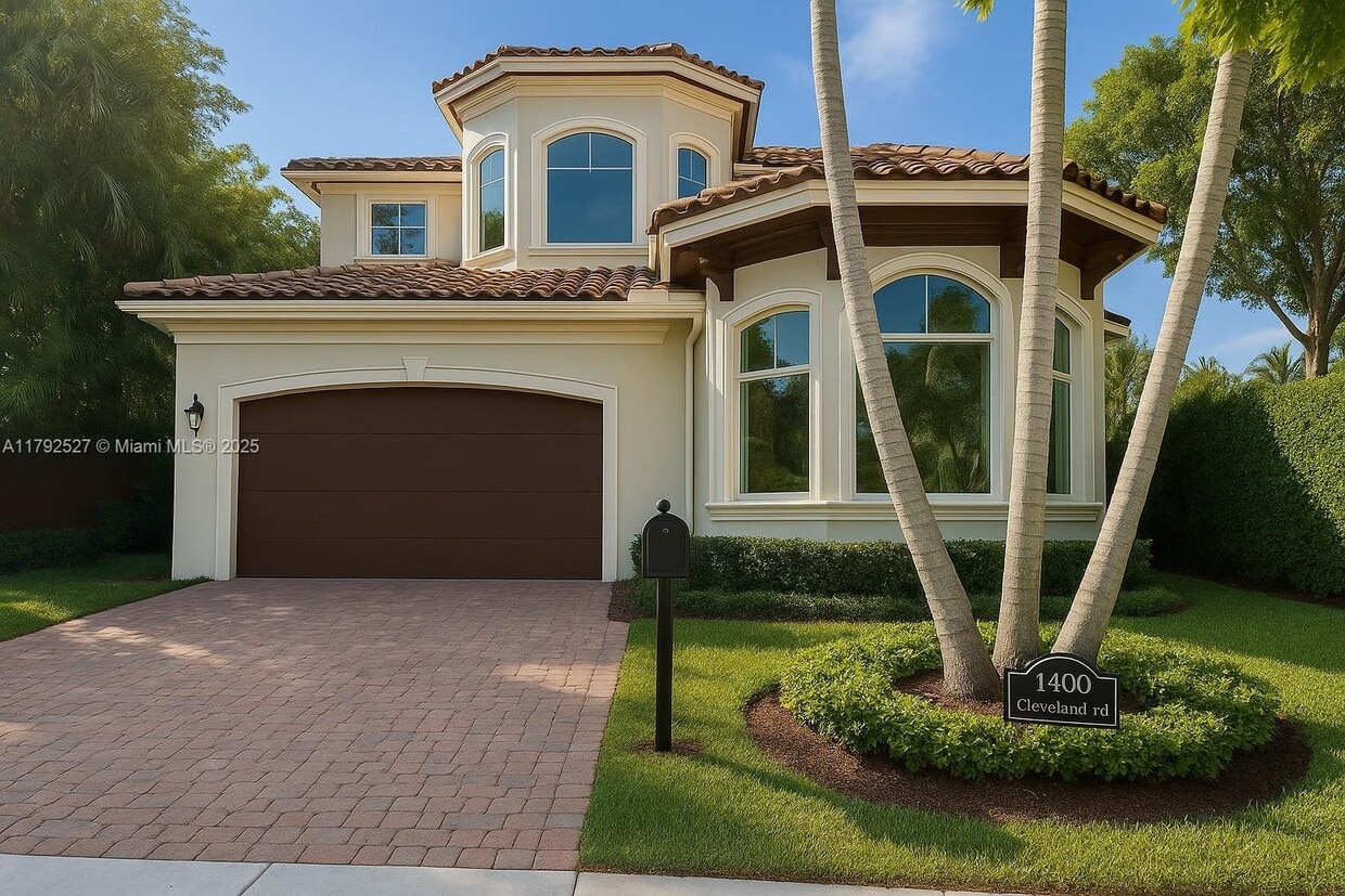 Foto principal - 1490 Cleveland Rd