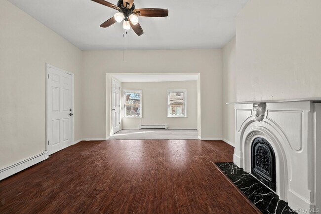 Building Photo - 11 Lafayette Pl